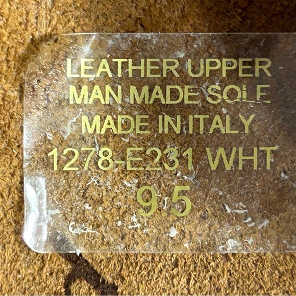 Bio-Gold Women's White Die-Cut Dual Buckle Strap Sandals Size 9.5 - Picture 8 of 8